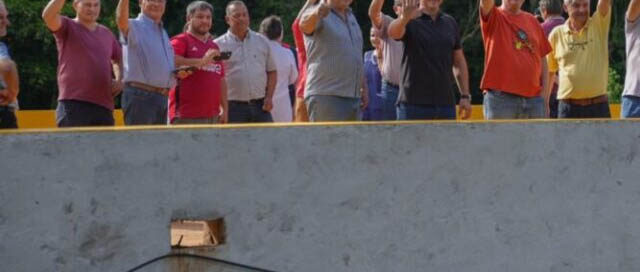 Con la presencia del gobernador, quedó habilitado el puente en el pareje La Corita en Santa María